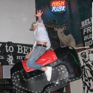 Meet your Posher, Casey